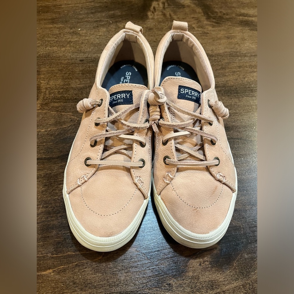 Sperry Women’s Crest Vibe Leather Sneakers